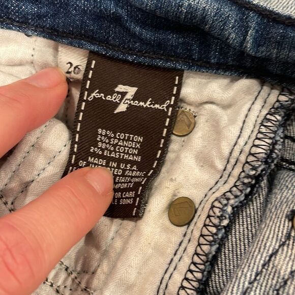 Size 26 Luxury Brand Shorts - Picture 3 of 8